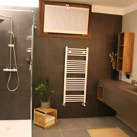 Ferienwohnungkarlena Διαμέρισμα *